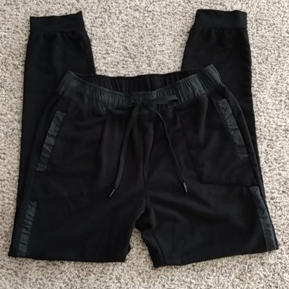 Black jogger sweatpants small - Picture 1 of 5